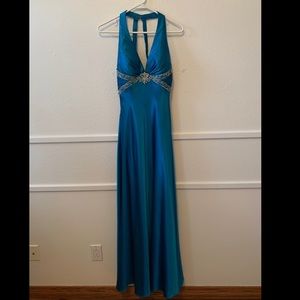 Gigi long prom dress